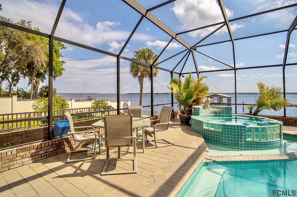 246 CRYSTAL COVE DR, PALATKA, FL, 32177
