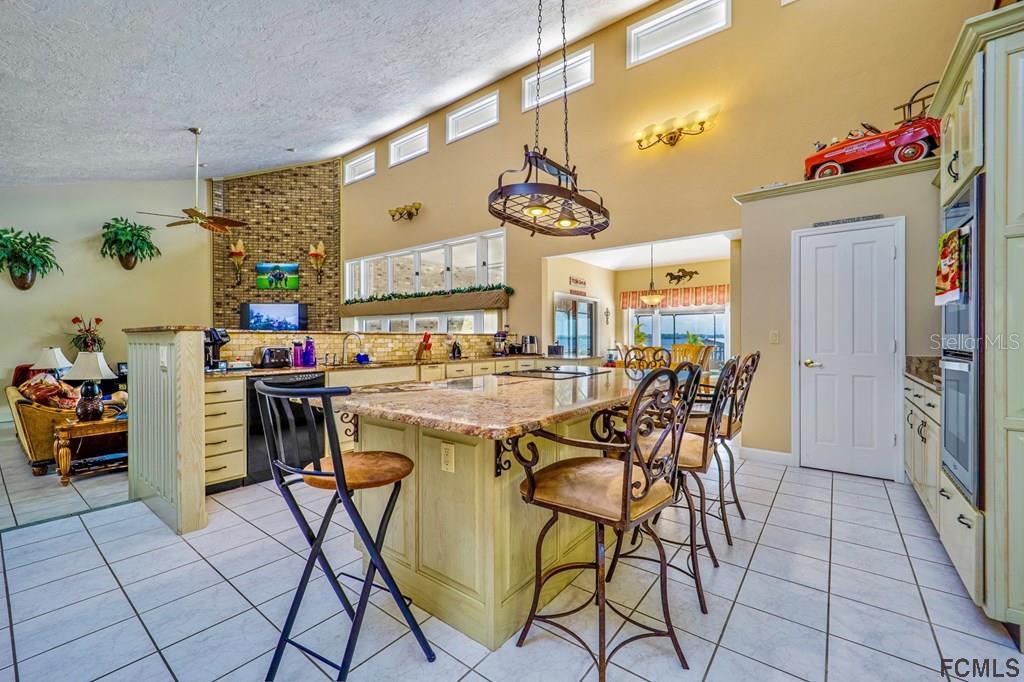 246 CRYSTAL COVE DR, PALATKA, FL, 32177