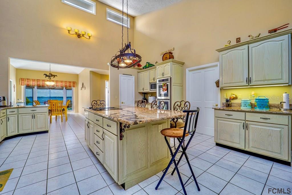 246 CRYSTAL COVE DR, PALATKA, FL, 32177