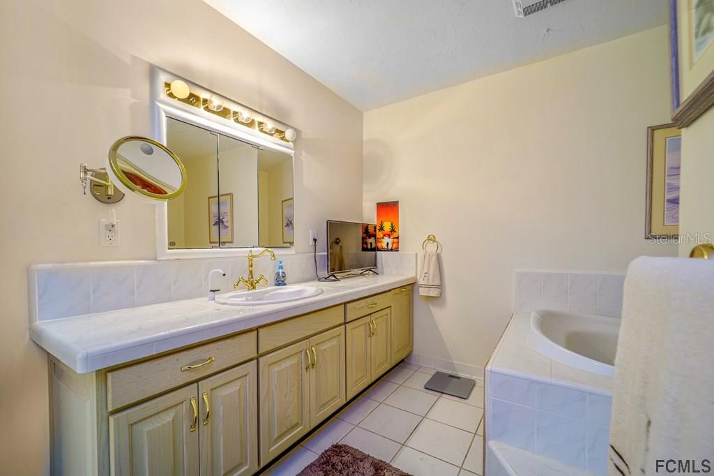 246 CRYSTAL COVE DR, PALATKA, FL, 32177