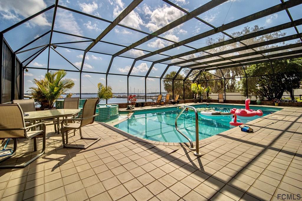 246 CRYSTAL COVE DR, PALATKA, FL, 32177
