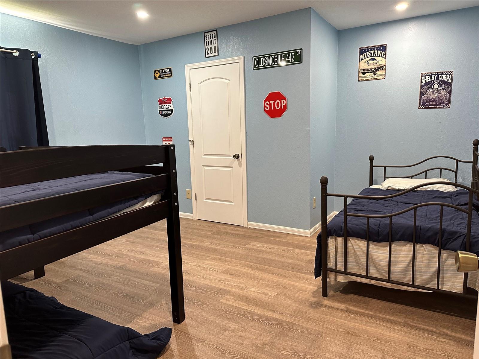 2831 NW 68TH AVE, OCALA, FL, 34482