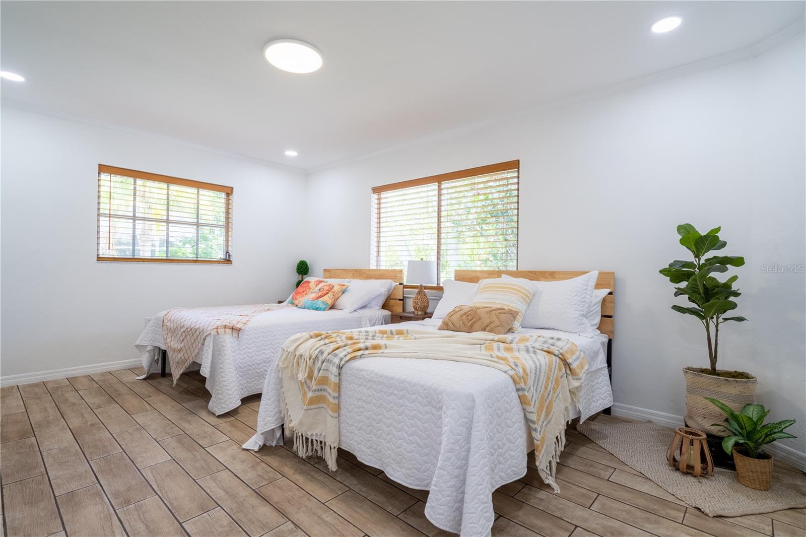 7354 BILTMORE DR, SARASOTA, FL, 34231