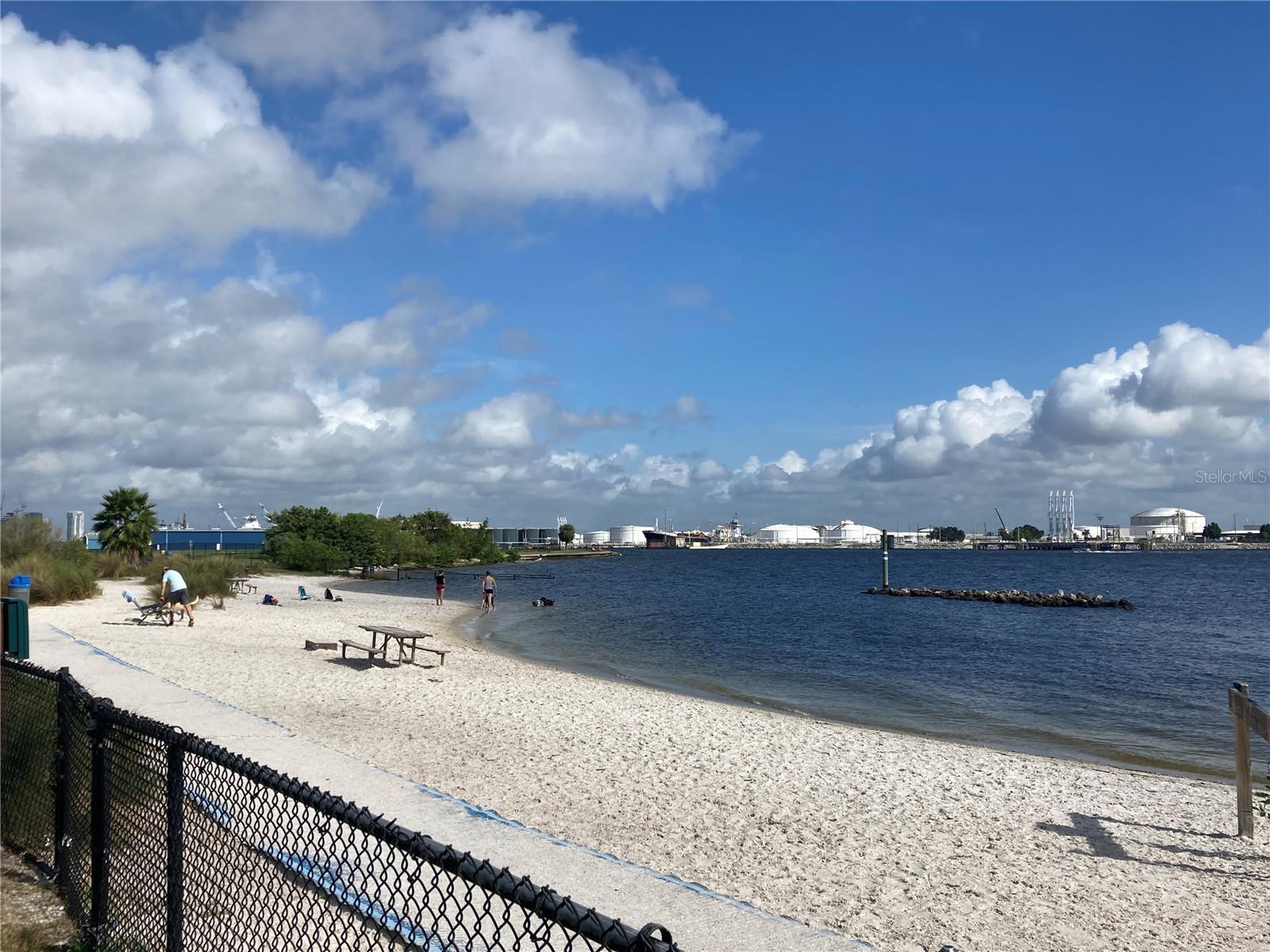 85 DAVIS BLVD #B, TAMPA, FL, 33606
