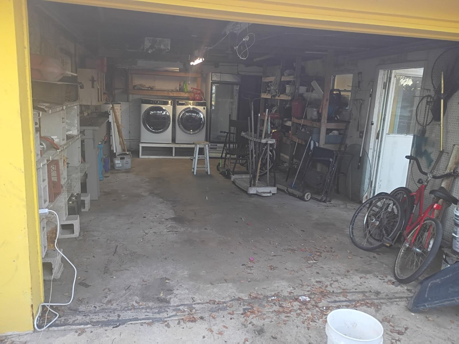 563 COCONUT AVE, GOODLAND, FL, 34140