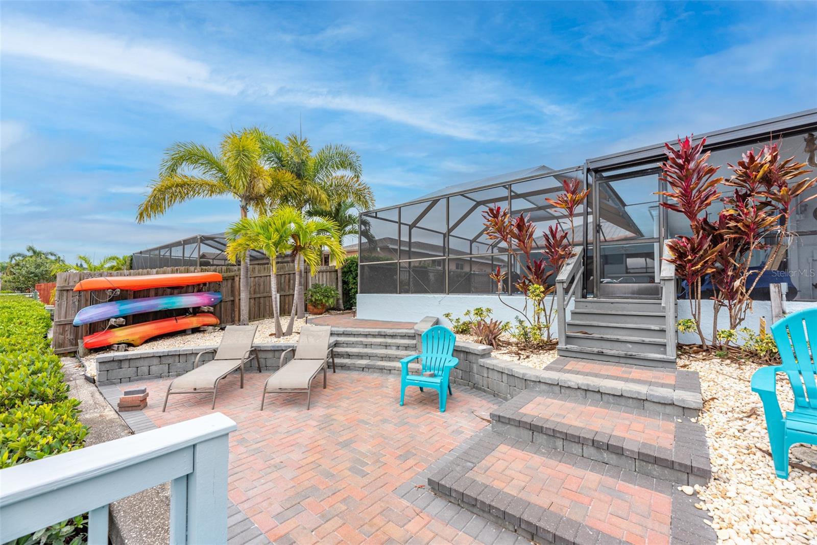 910 CHIPAWAY DR, APOLLO BEACH, FL, 33572