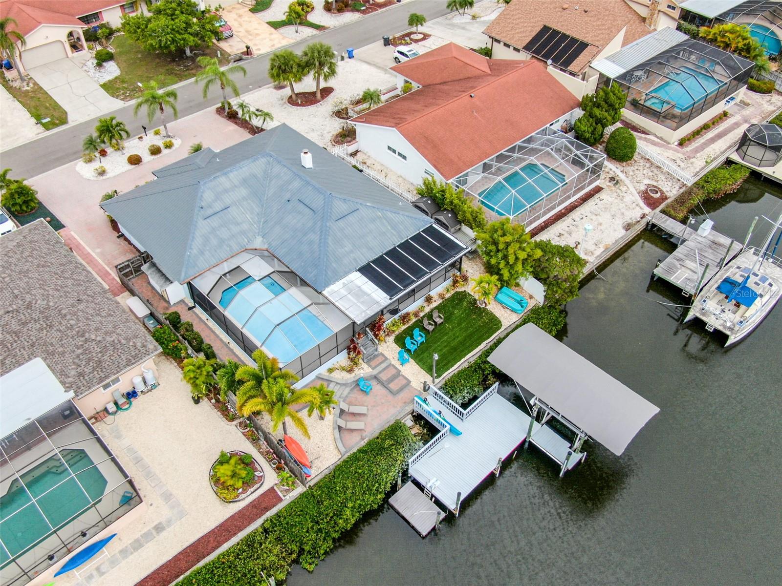 910 CHIPAWAY DR, APOLLO BEACH, FL, 33572