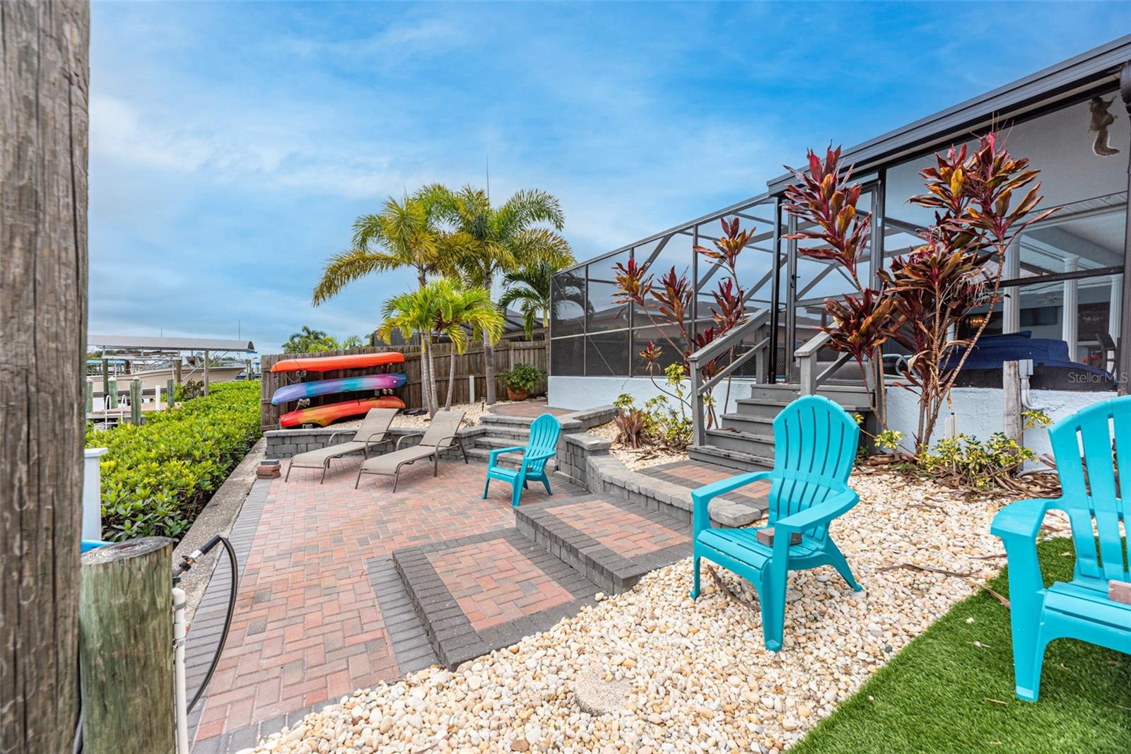 910 CHIPAWAY DR, APOLLO BEACH, FL, 33572