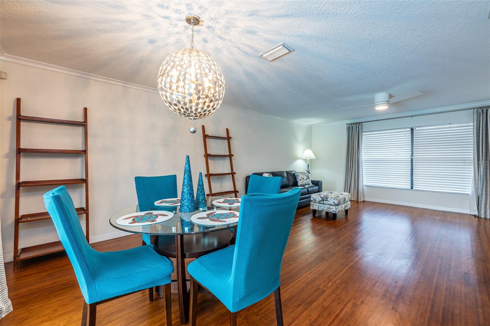 910 CHIPAWAY DR, APOLLO BEACH, FL, 33572