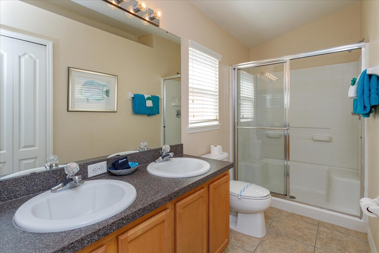 2005 ROYAL RIDGE DR, DAVENPORT, FL, 33896