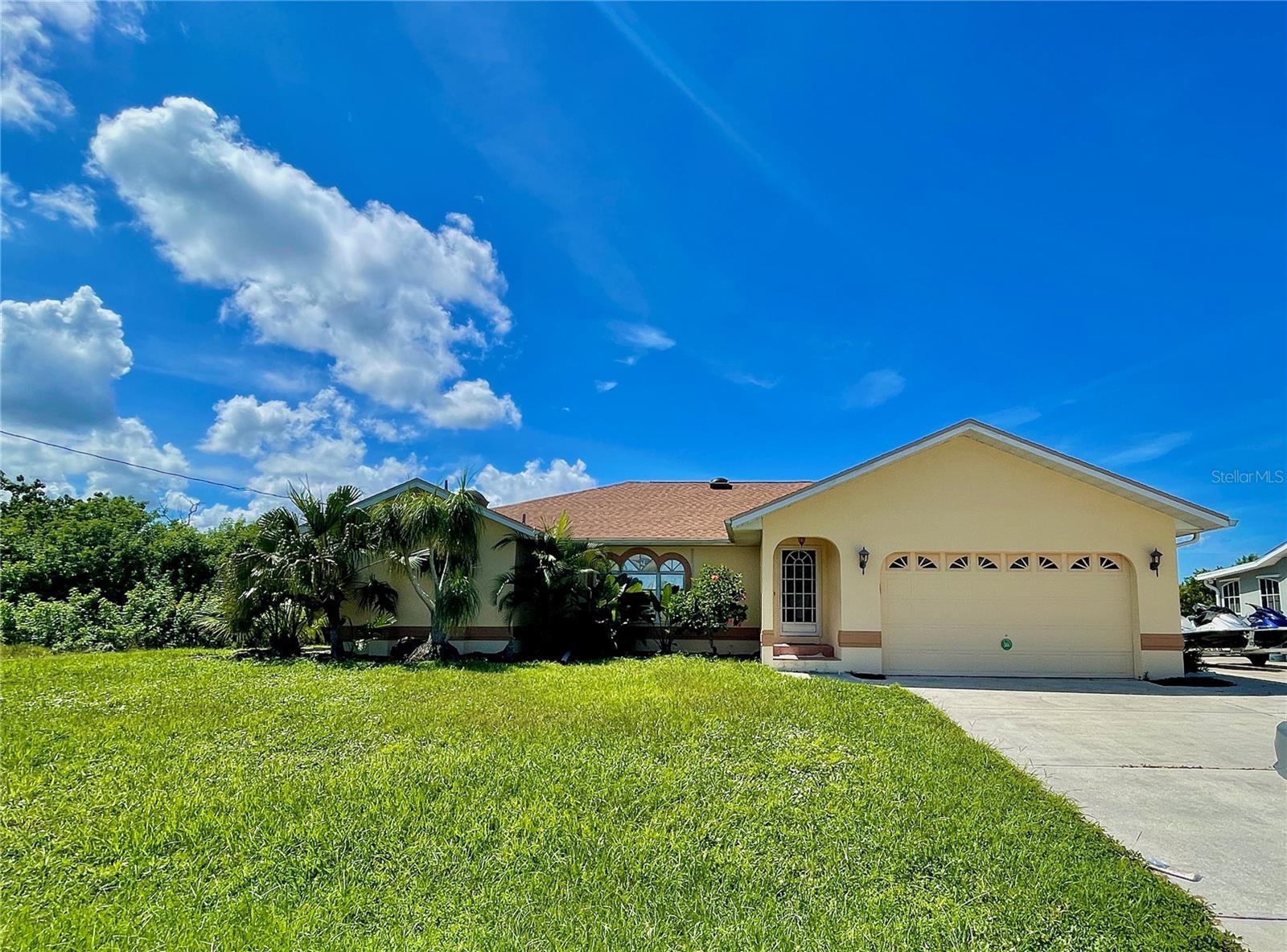 715 STURGEON PL, PUNTA GORDA, FL, 33950