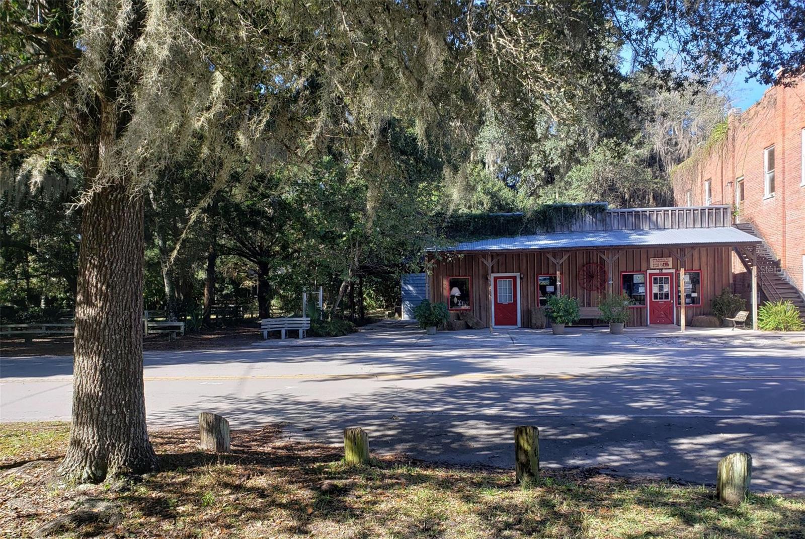 110 NE 1ST ST, MICANOPY, FL, 32667