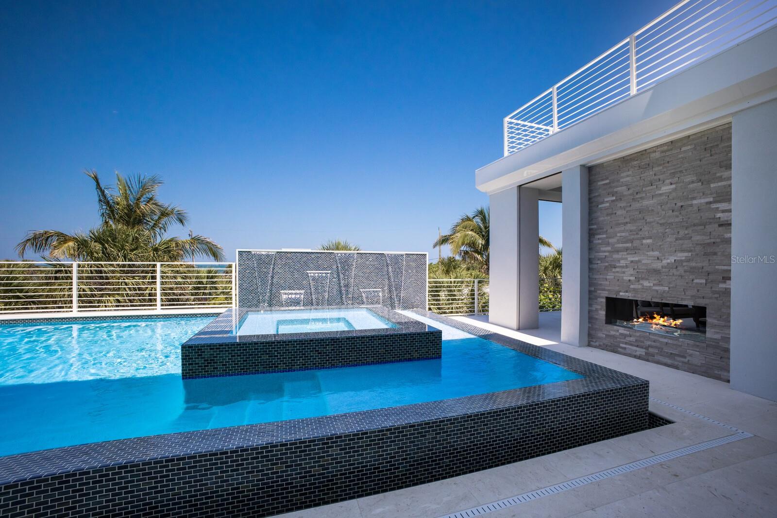 D6127374 Property Photo