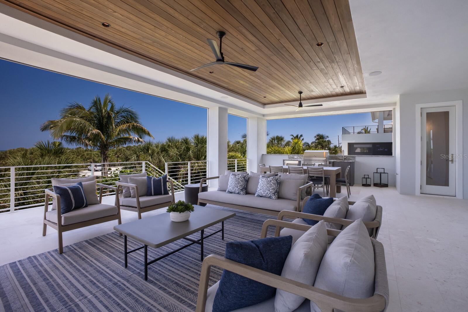 D6127374 Property Photo