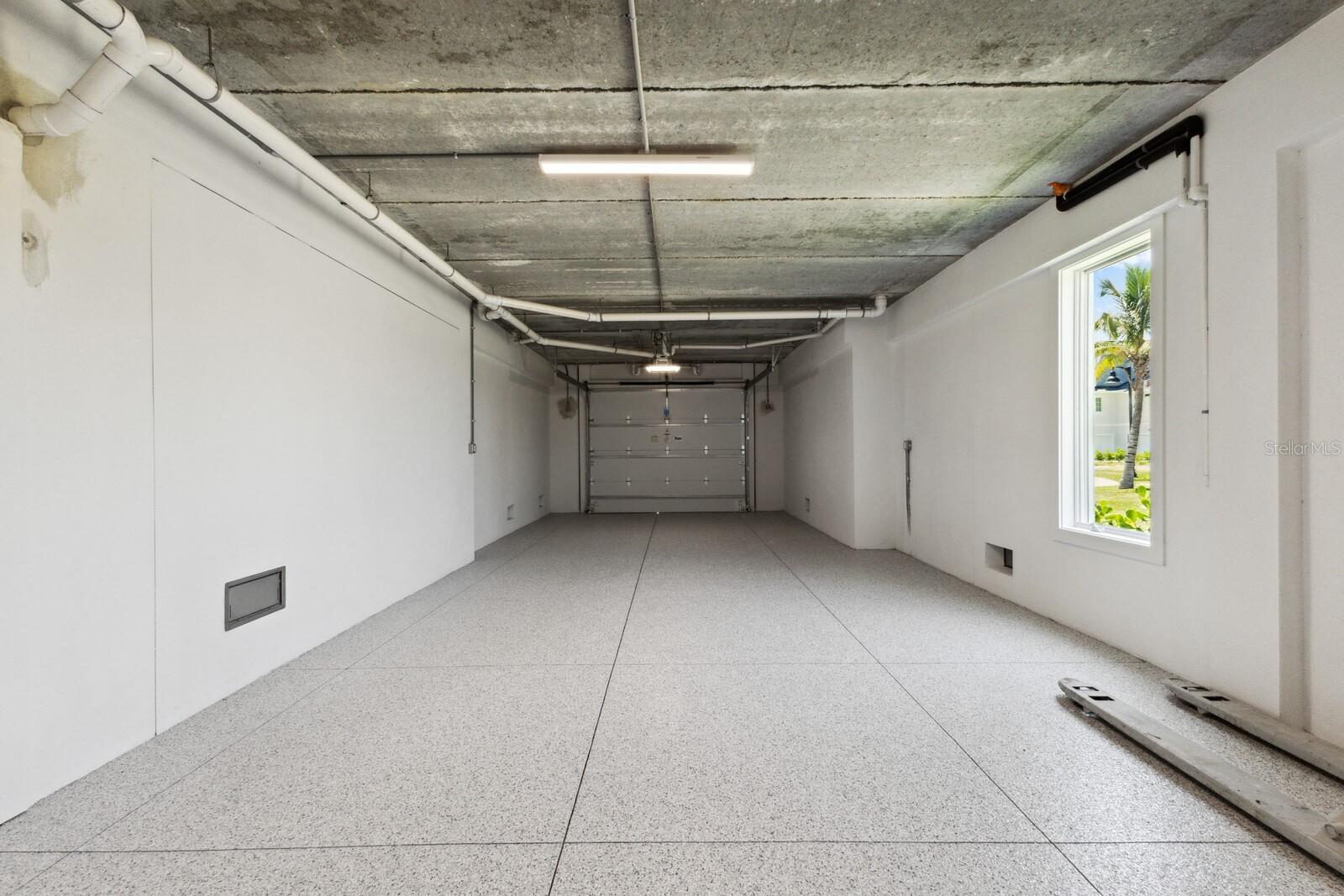 D6127374 Property Photo