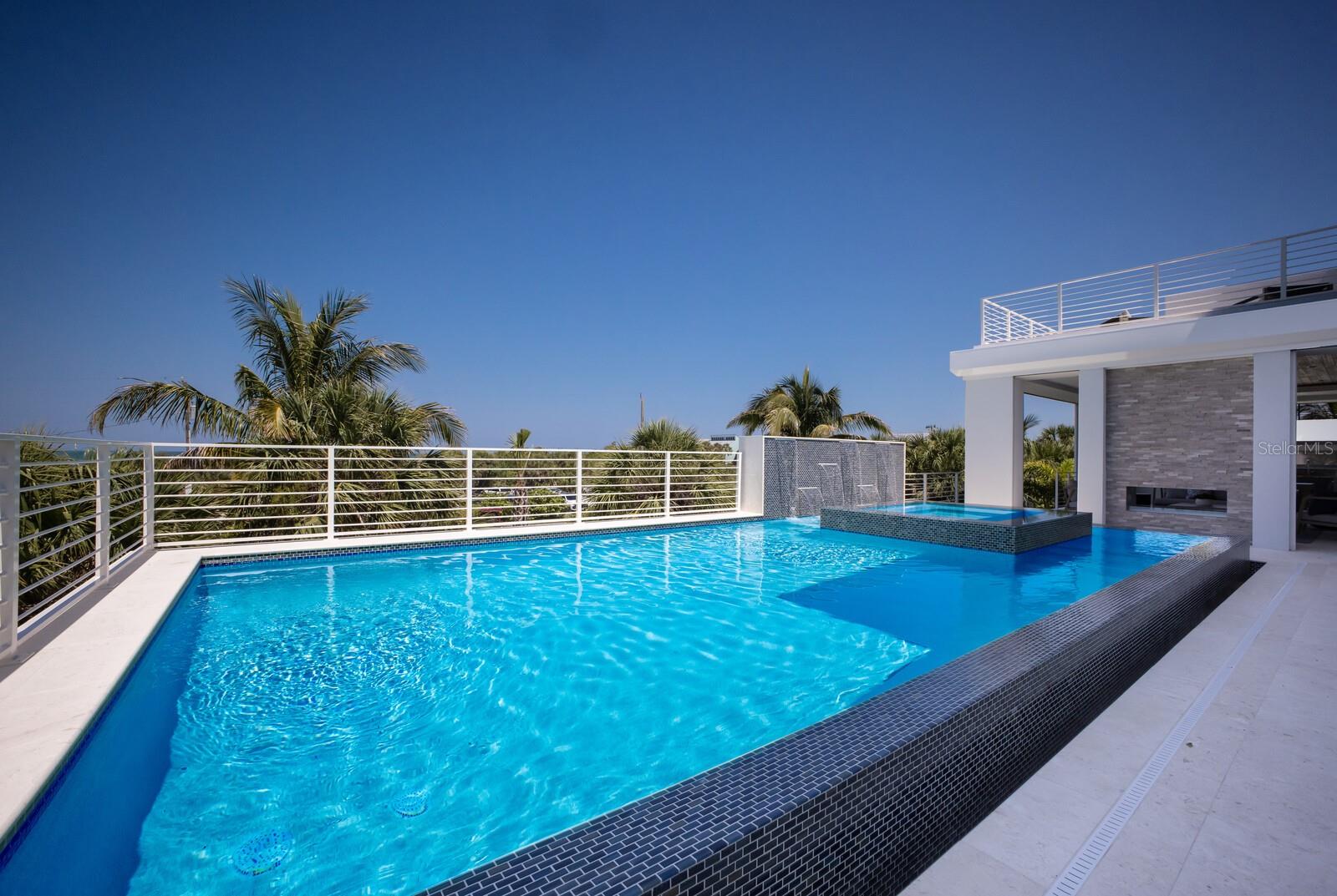 D6127374 Property Photo