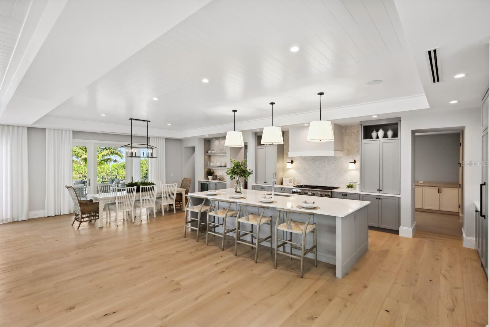 D6127374 Property Photo