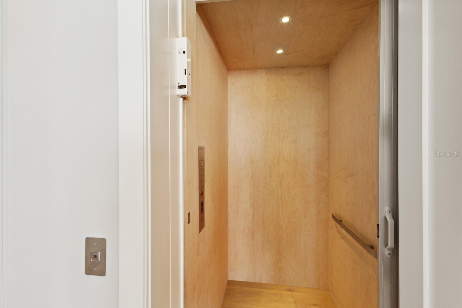 D6127374 Property Photo