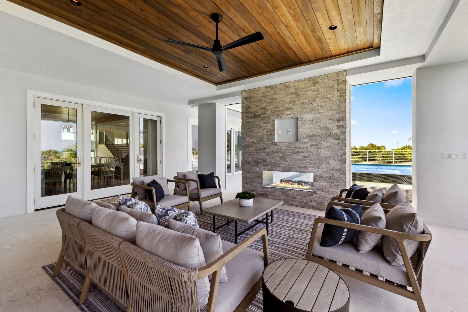 D6127374 Property Photo