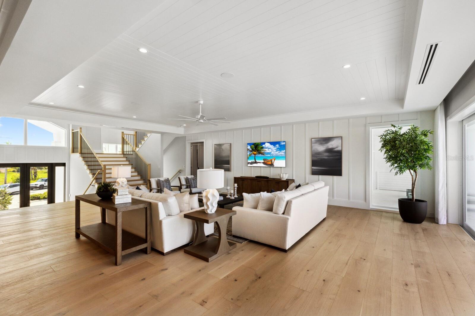 D6127374 Property Photo