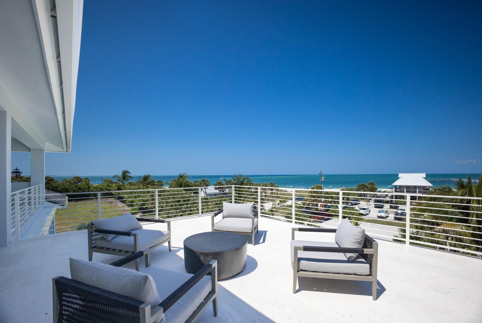 D6127374 Property Photo