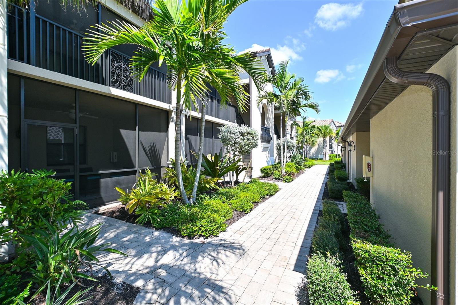 5567 PALMER CIR #104, BRADENTON, FL, 34211