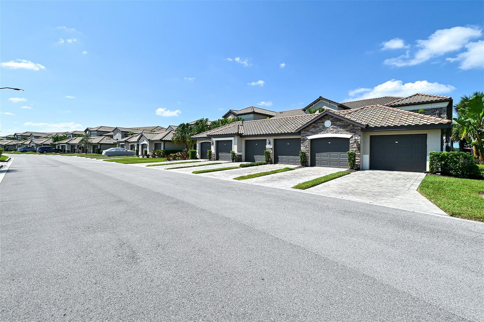 5567 PALMER CIR #104, BRADENTON, FL, 34211