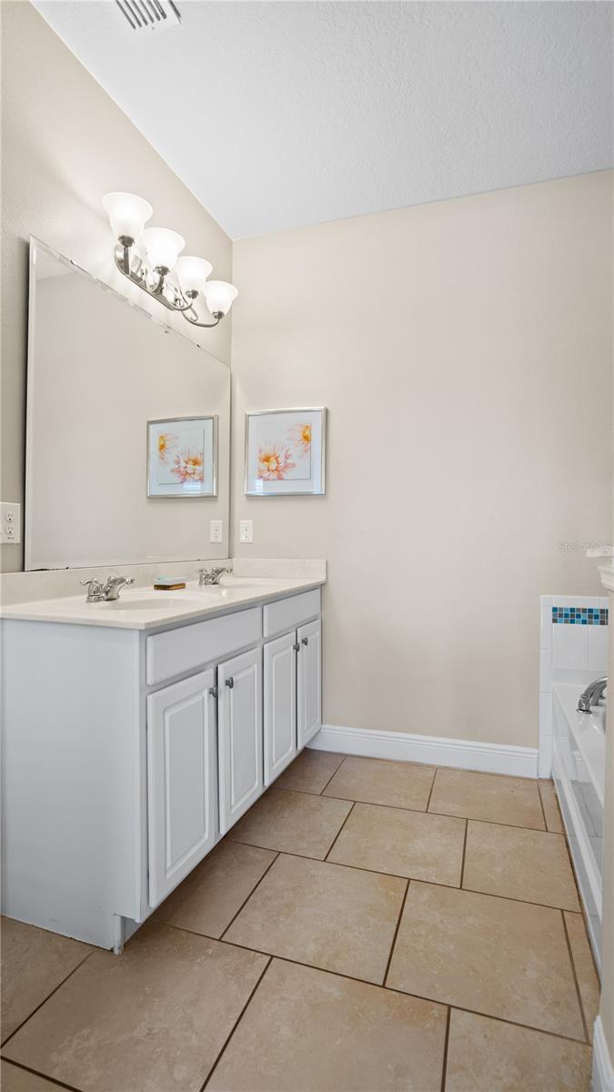 5144 OAKBOURNE AVE, DAVENPORT, FL, 33837