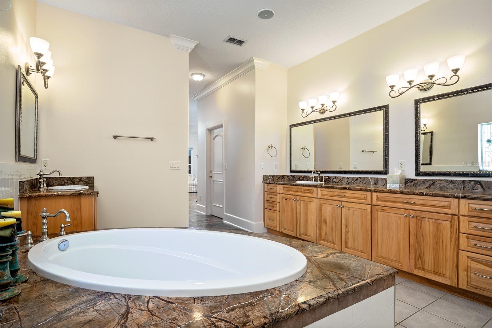 2898 CANOE CREEK RD, SAINT CLOUD, FL, 34772