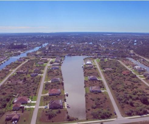 8338 TRACY CIR, PORT CHARLOTTE, FL, 33981