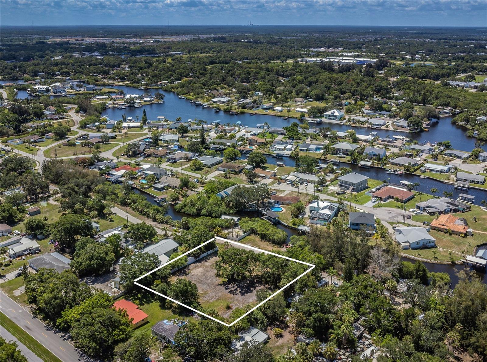 817 2ND AVE NW, RUSKIN, FL, 33570