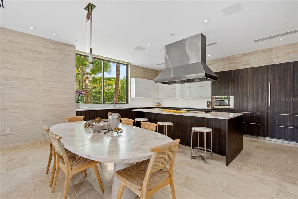 PR9097305 Property Photo