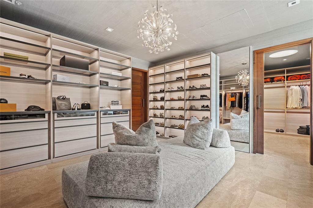 PR9097305 Property Photo