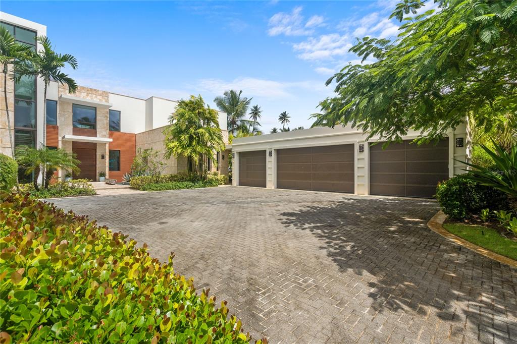 PR9097305 Property Photo