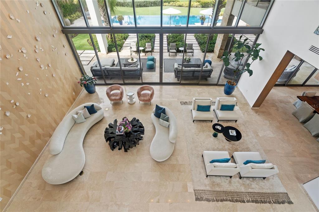 PR9097305 Property Photo