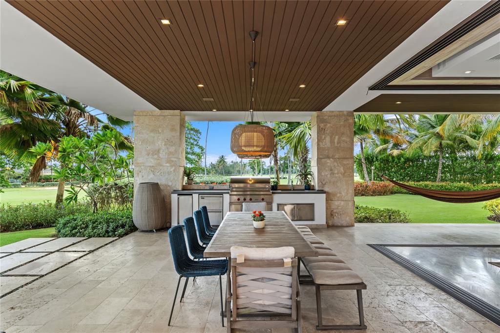 PR9097305 Property Photo