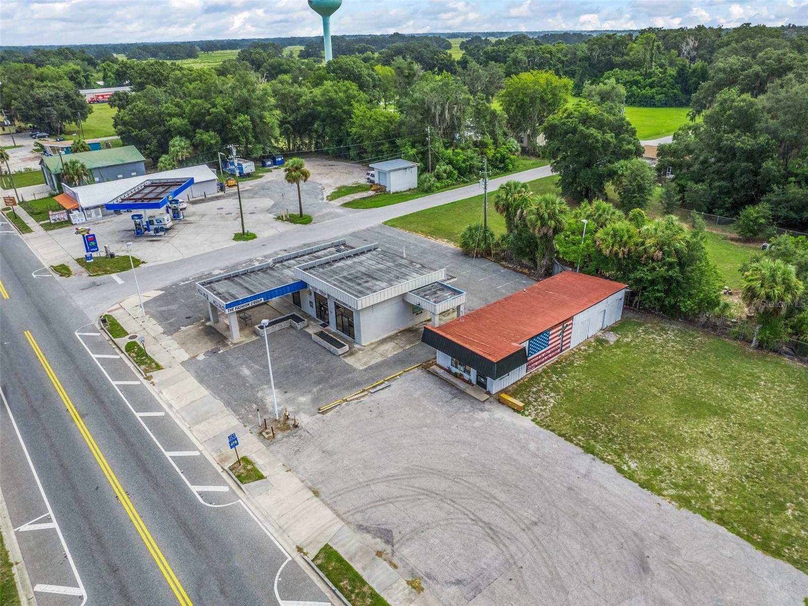 267 & 281 N MARKET BLVD, WEBSTER, FL, 33597