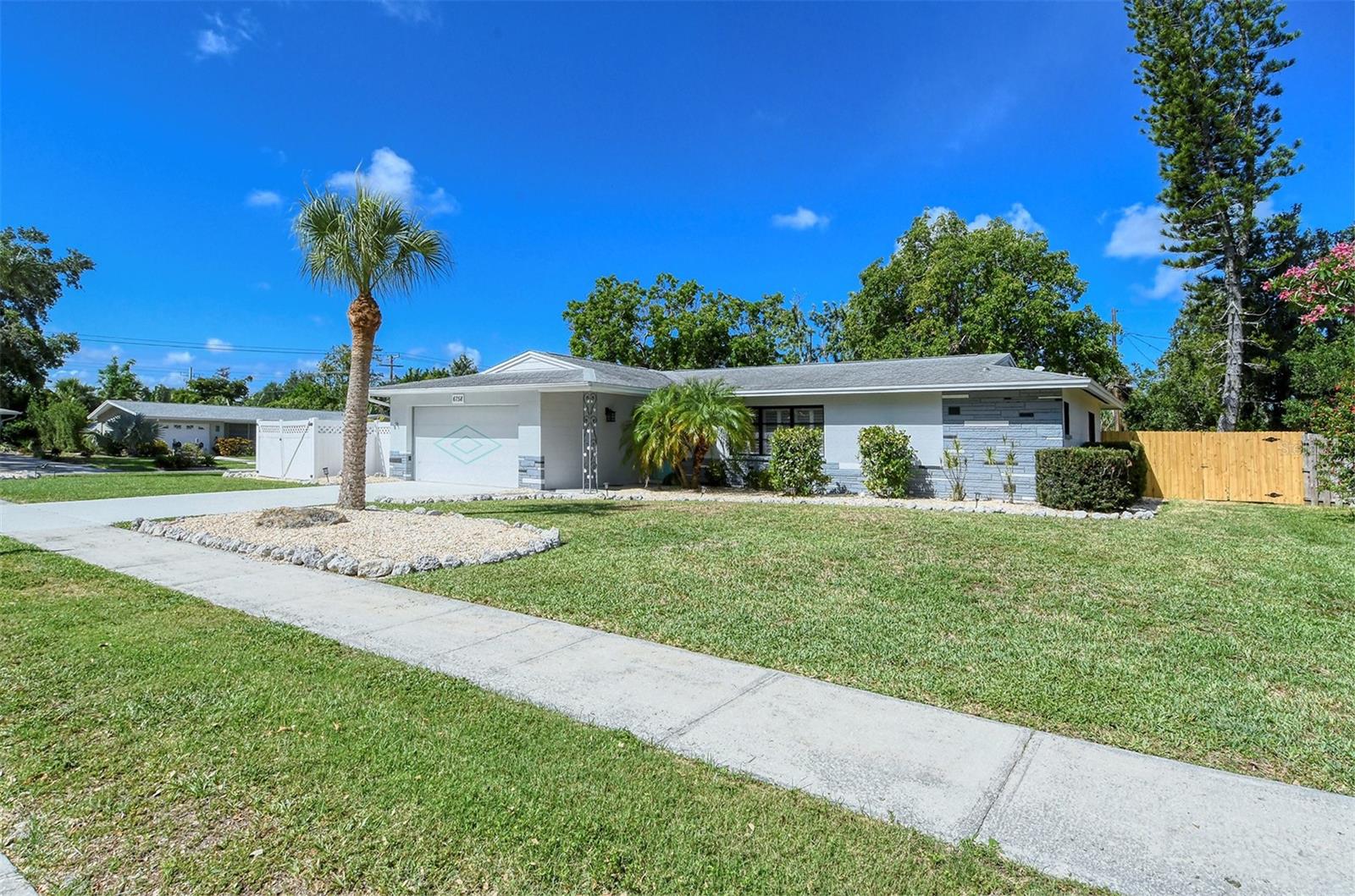 6758 S LOCKWOOD RIDGE RD, SARASOTA, FL, 34231
