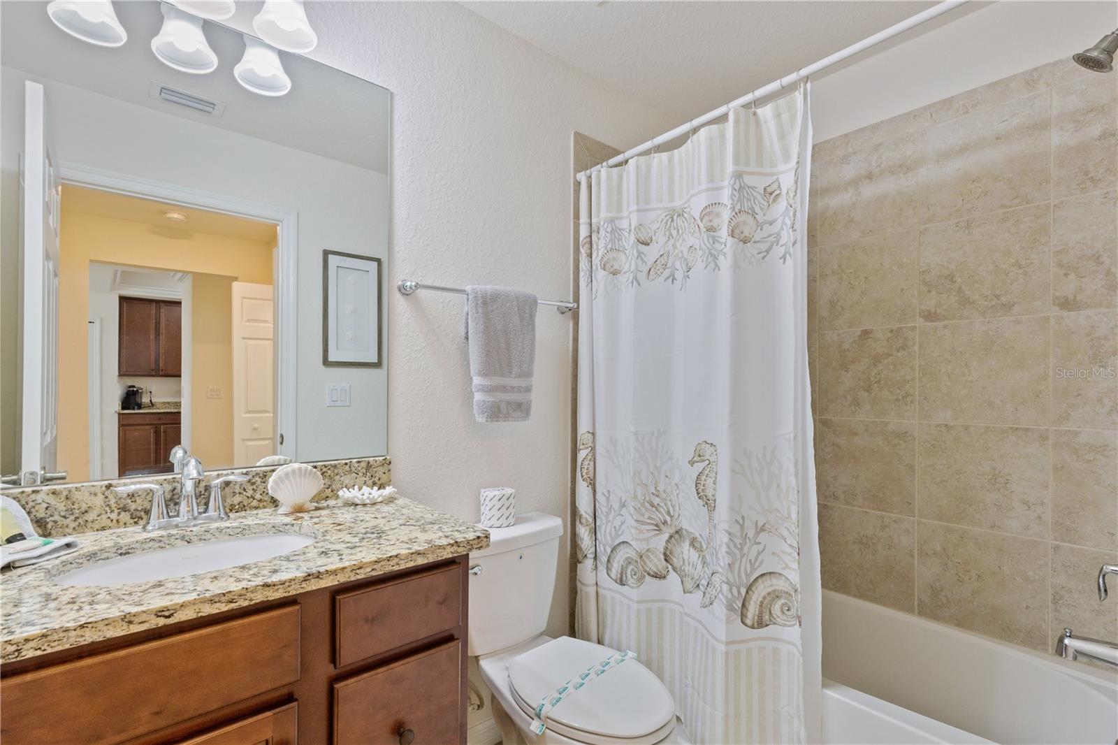 5558 PALMER CIR #102, BRADENTON, FL, 34211