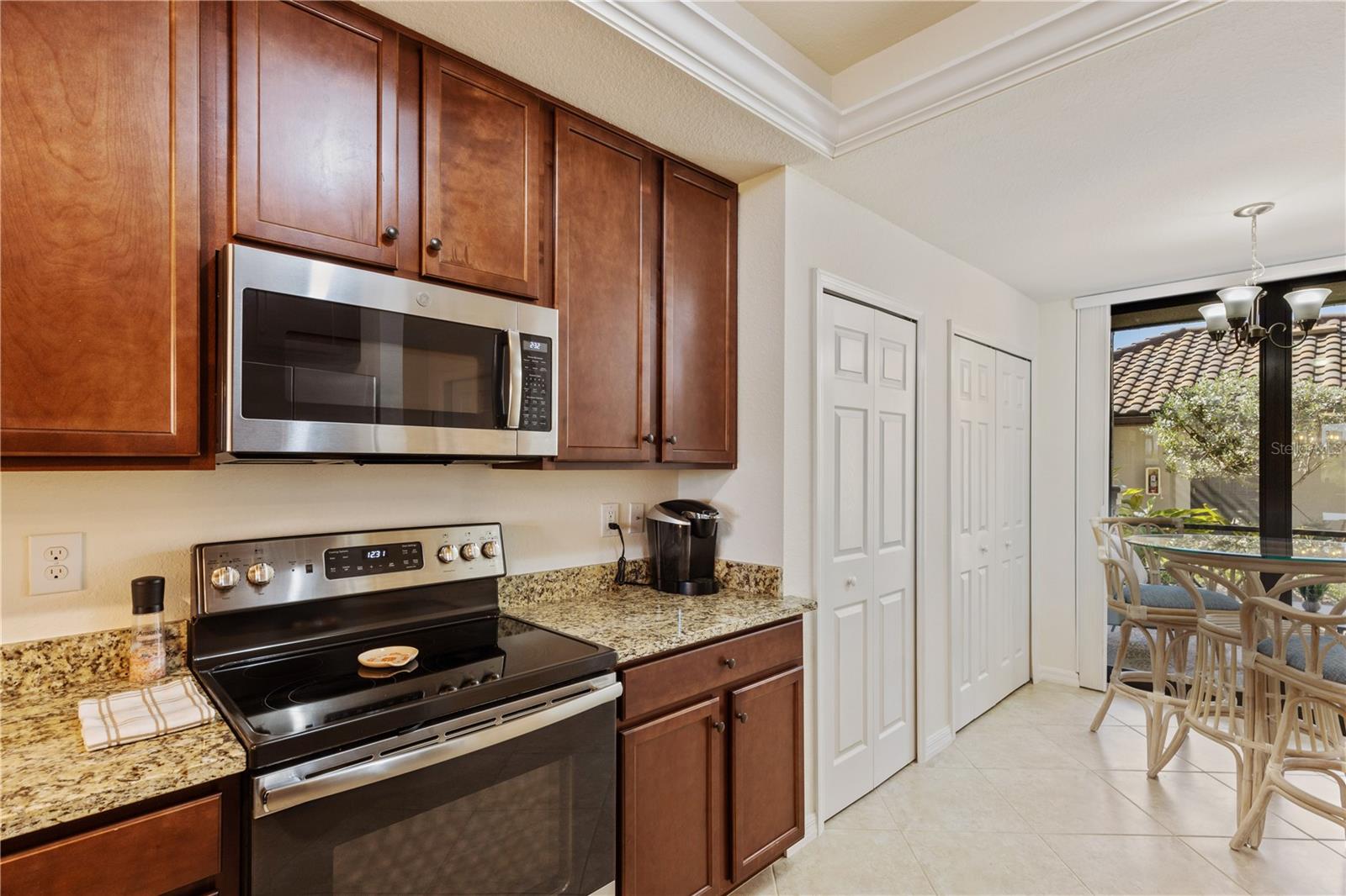 5558 PALMER CIR #102, BRADENTON, FL, 34211