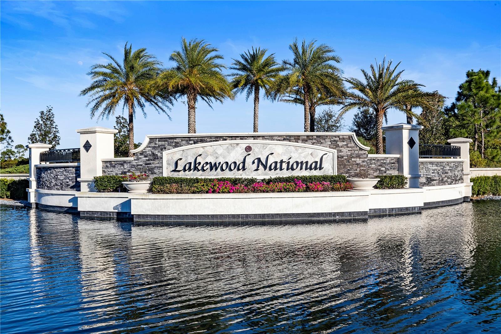5558 PALMER CIR #102, BRADENTON, FL, 34211