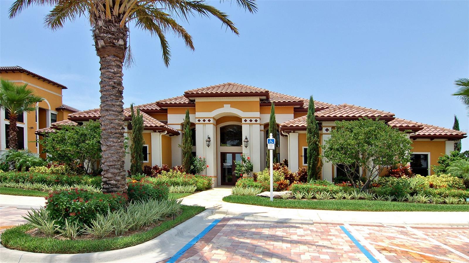 8367 38TH STREET CIR E #303, SARASOTA, FL, 34243