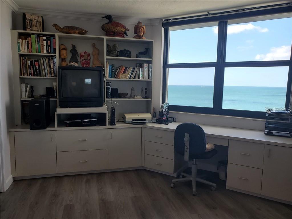 1050 LONGBOAT CLUB RD #1006, LONGBOAT KEY, FL, 34228