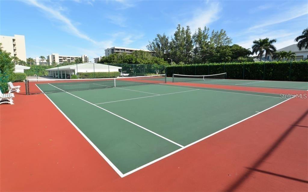 1050 LONGBOAT CLUB RD #1006, LONGBOAT KEY, FL, 34228