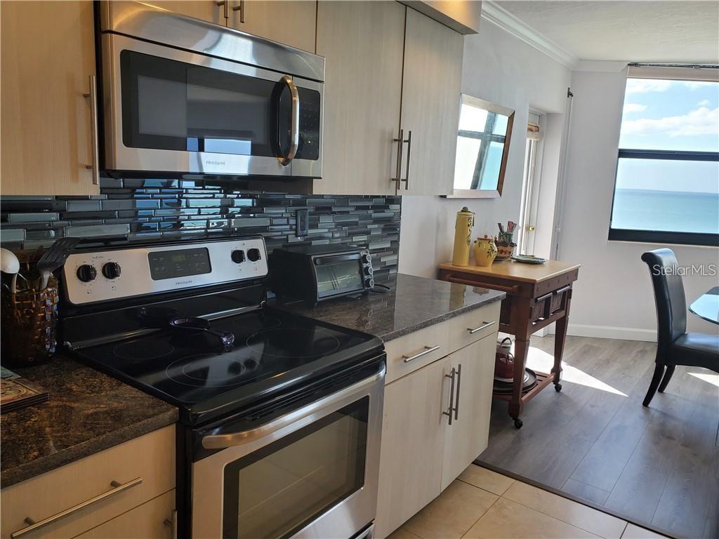 1050 LONGBOAT CLUB RD #1006, LONGBOAT KEY, FL, 34228