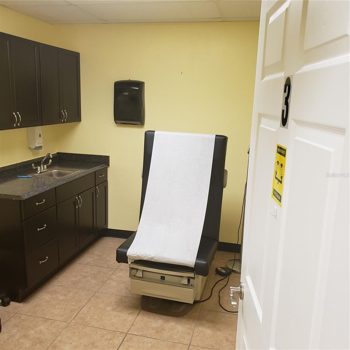 25050 W NEWBERRY RD, NEWBERRY, FL, 32669