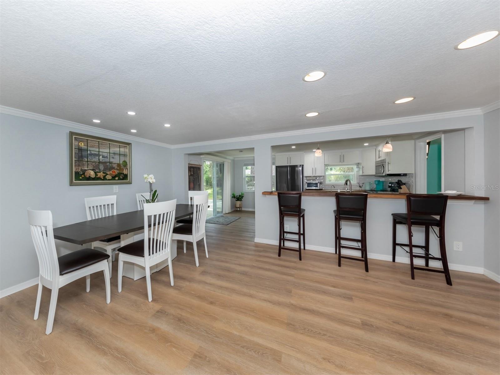 6115 CARLTON AVE, SARASOTA, FL, 34231
