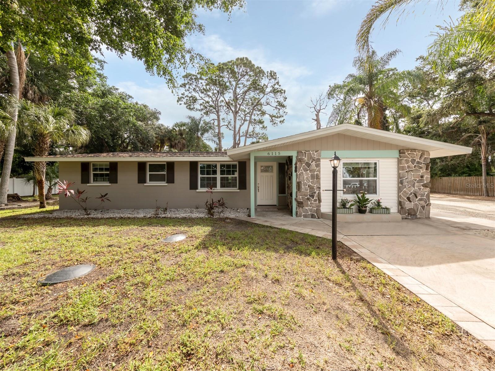 6115 CARLTON AVE, SARASOTA, FL, 34231
