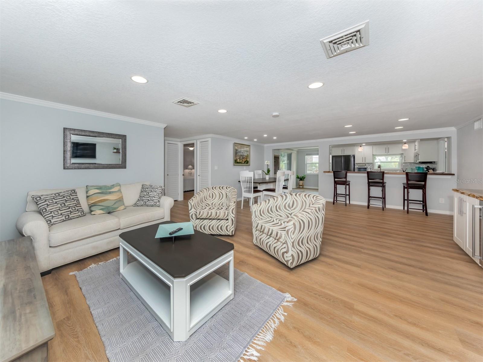 6115 CARLTON AVE, SARASOTA, FL, 34231