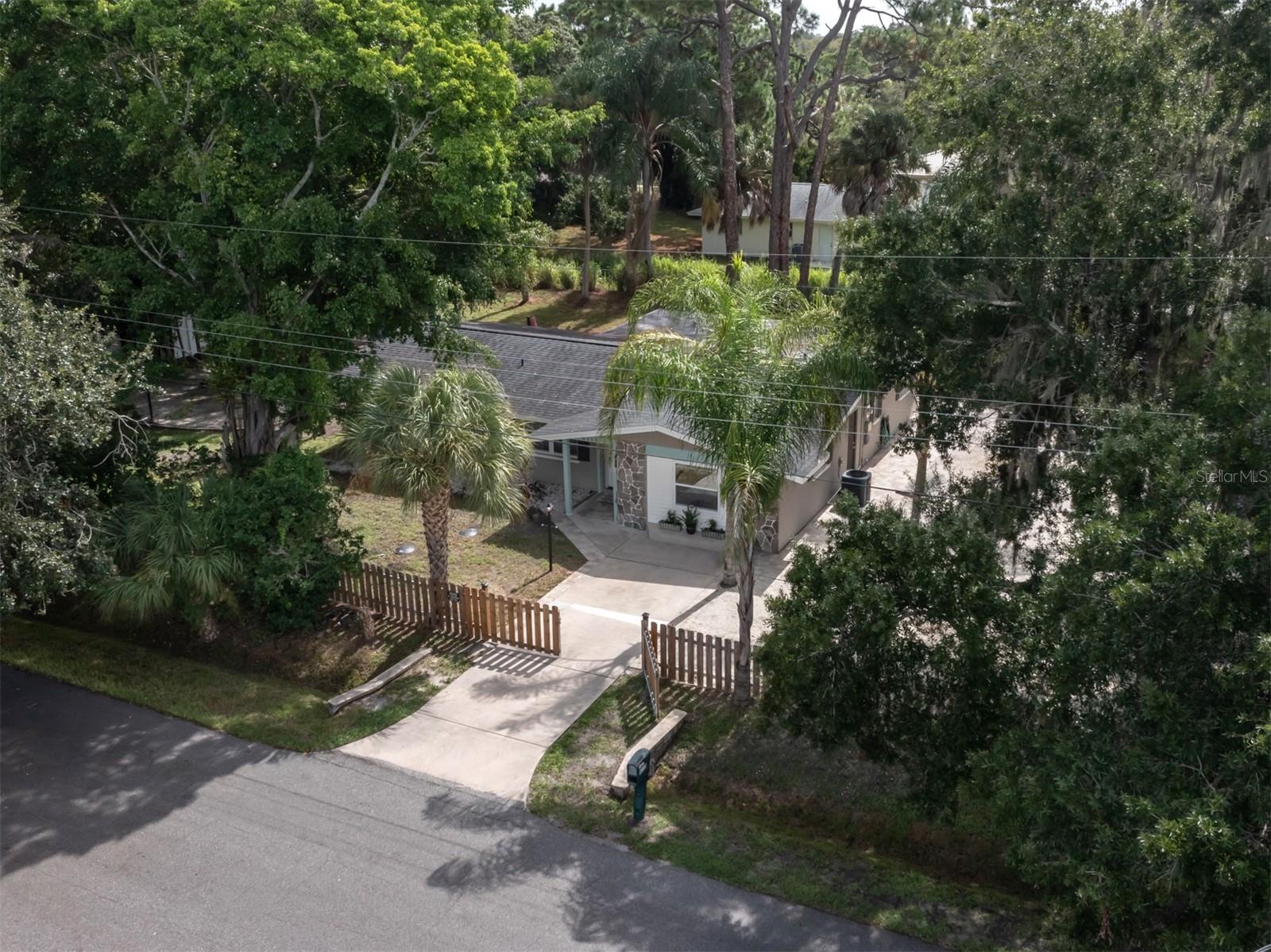 6115 CARLTON AVE, SARASOTA, FL, 34231